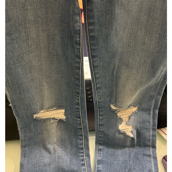 Frame Denim High Rise Light Blue Ripped Jeans - Picture 3 of 5